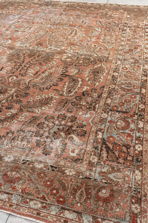 Antique Lilian Area Rug (9' x 12')
